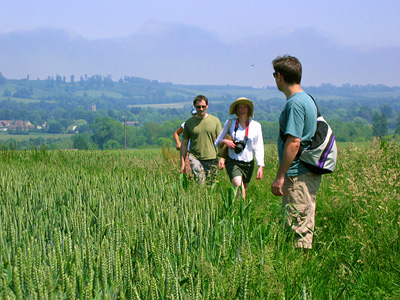 Climbing the hill to the pub at Ulcombe